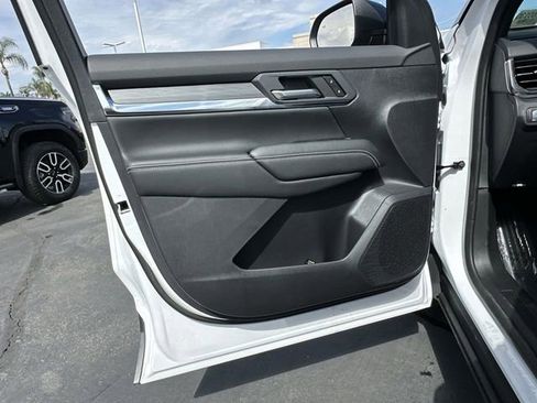 New 2026 GMC Terrain Elevation image 23