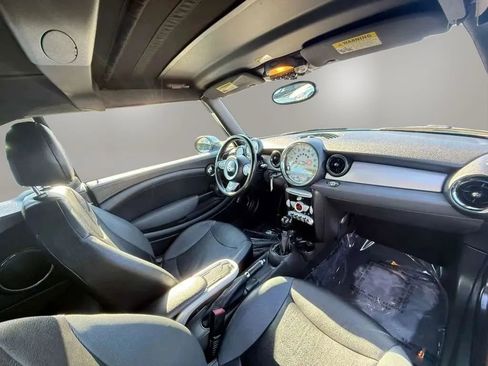 Used 2010 MINI Cooper Convertible FWD image 11