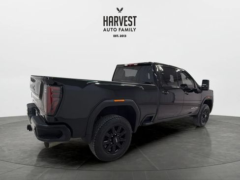 Used 2026 GMC Sierra 2500 AT4 AWD/4WD image 7