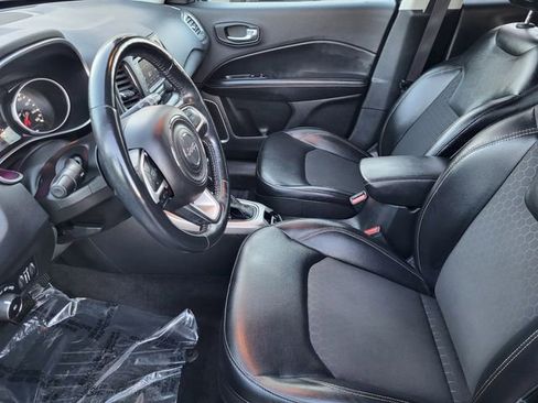 Used 2018 Jeep Compass Latitude w/ Safe & Security Group image 17