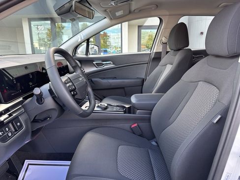New 2026 Kia Sportage S image 29