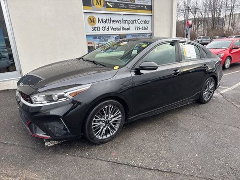 Certified 2022 Kia Forte GT-Line w/ GT-Line Premium Package image 1