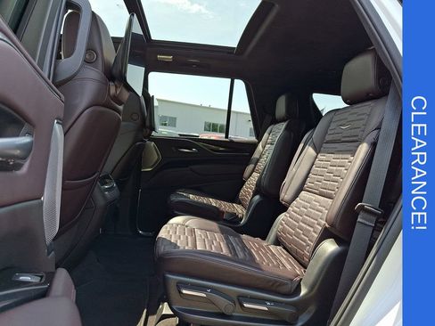 Certified 2023 Cadillac Escalade Sport Platinum AWD/4WD image 11