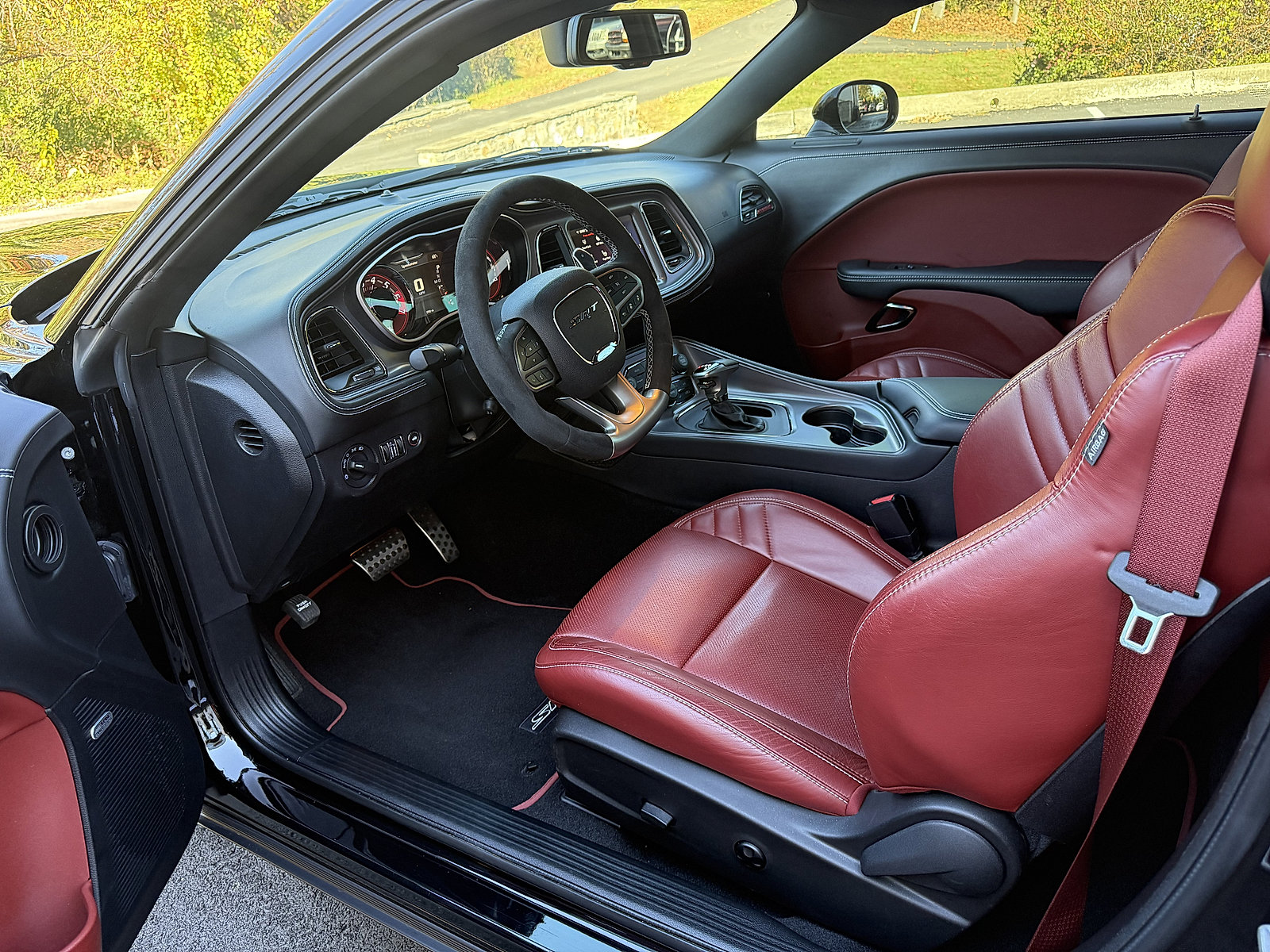 Used 2023 Dodge Challenger SRT Hellcat w/ Driver Convenience Group RWD image 10