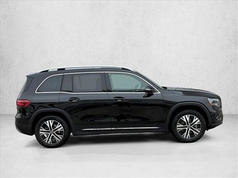 Certified 2026 Mercedes-Benz GLB 250 4MATIC image 4