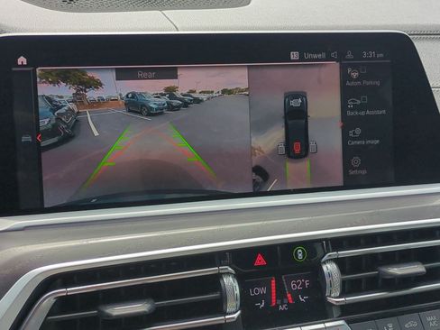 Used 2021 BMW X7 xDrive40i w/ M Sport Package AWD/4WD image 25