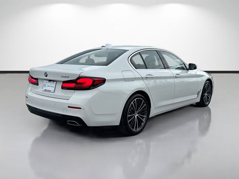 Used 2023 BMW 530i w/ Premium Package RWD image 3