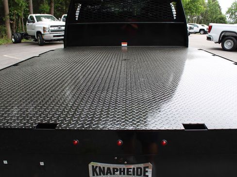 New 2025 GMC Sierra 3500 Pro w/ Convenience Package AWD/4WD image 9