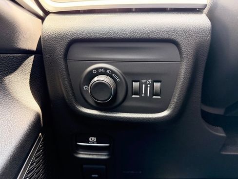 Used 2026 Jeep Grand Cherokee L 4WD image 27