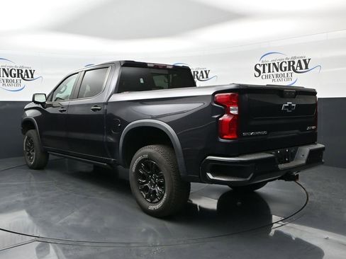 Used 2022 Chevrolet Silverado 1500 ZR2 w/ Technology Package image 5