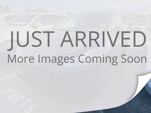 Used 2023 Tesla Model Y Long Range AWD/4WD image 3