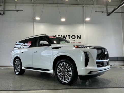 Used 2025 INFINITI QX80 Sensory image 57