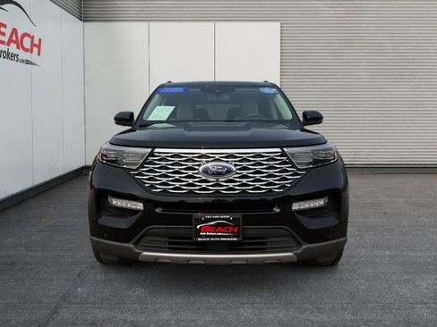 Used 2020 Ford Explorer Platinum w/ Premium Technology Package AWD/4WD image 9