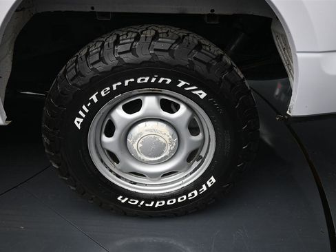 Used 2017 Ford F150 XL w/ XL Power Equipment Group AWD/4WD image 17