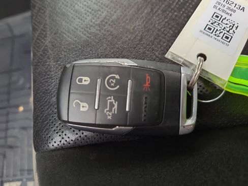 Used 2019 RAM 3500 Laramie image 28