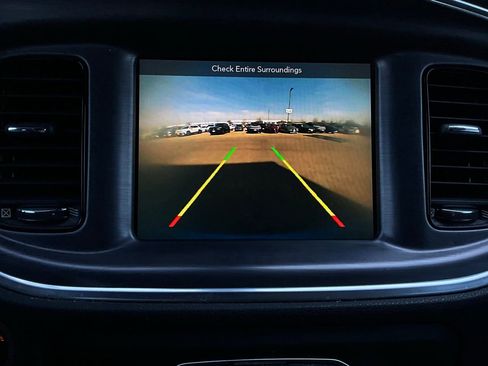 Used 2018 Dodge Charger SXT Plus w/ Blacktop Package image 31