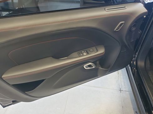 Used 2023 Dodge Challenger R/T Scat Pack image 6