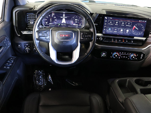 Used 2024 GMC Sierra 1500 SLT AWD/4WD image 3