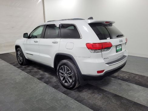 Used 2018 Jeep Grand Cherokee Limited image 3