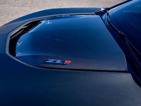 Used 2018 Chevrolet Camaro ZL1 image 21