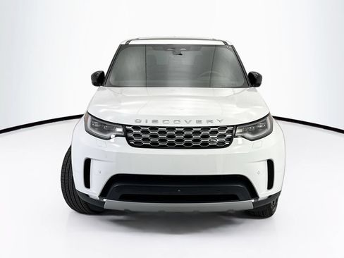 Used 2025 Land Rover Discovery S AWD/4WD image 2