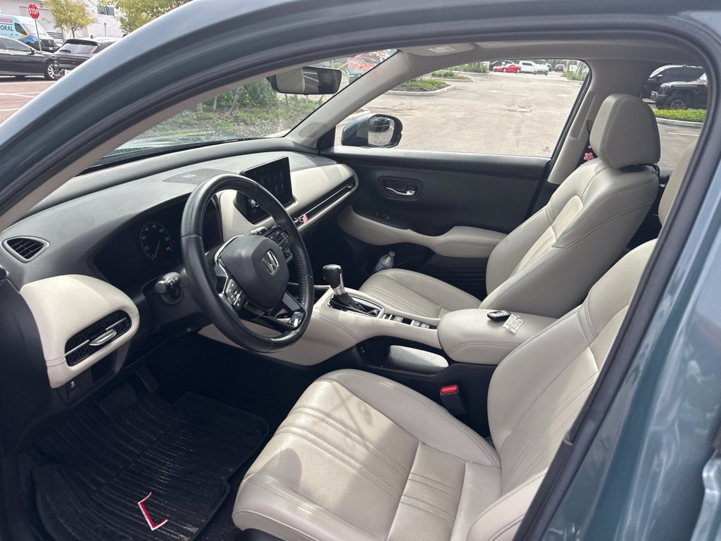 Used 2024 Honda HR-V EX-L image 10
