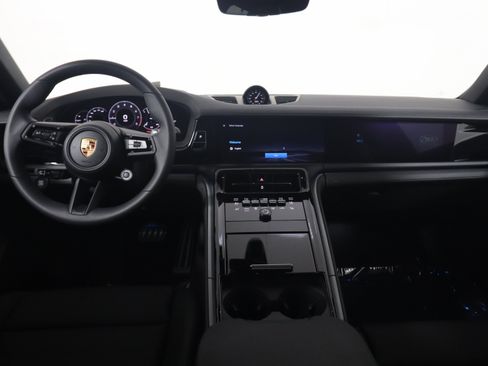 New 2026 Porsche Panamera 4 AWD/4WD image 11