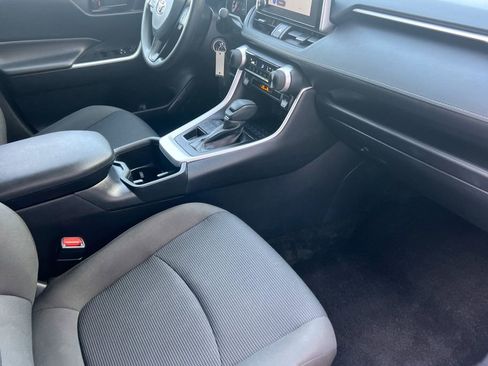Certified 2025 Toyota RAV4 LE image 18