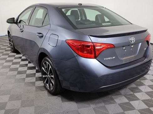 Used 2018 Toyota Corolla SE w/ SE Premium Package FWD image 6
