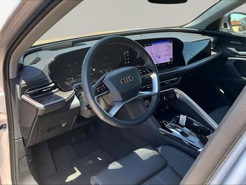 Used 2025 Audi Q5 Premium Plus w/ Premium Plus AWD/4WD image 13