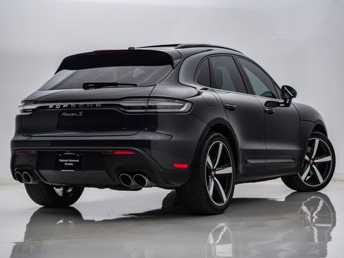 Used 2024 Porsche Macan S AWD/4WD image 11