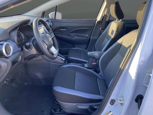 New 2025 Nissan Versa SV w/ Trunk Package image 4