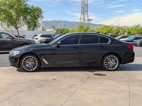 Used 2019 BMW 530e w/ Convenience Package image 8