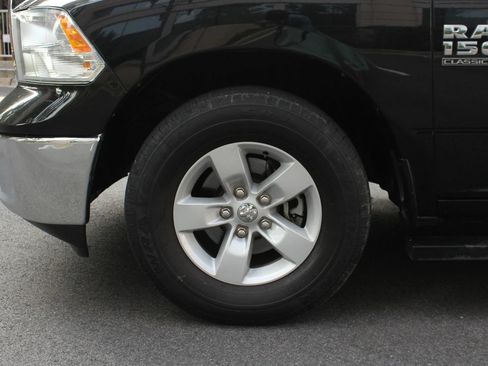 Used 2020 RAM 1500 Tradesman w/ Chrome Plus Package RWD image 11
