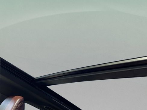 Used 2023 Ford Expedition Limited image 30