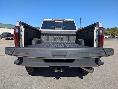 New 2026 GMC Sierra 3500 AT4 w/ AT4 Premium Plus Package image 13