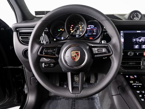 New 2026 Porsche Macan image 29