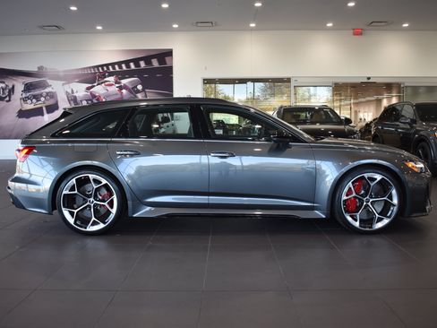 New 2026 Audi RS 6 performance image 11