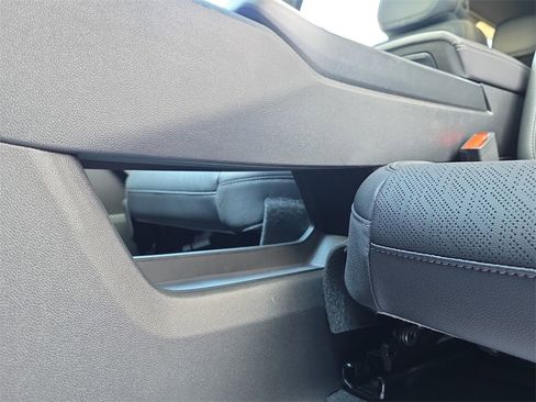 New 2026 Chevrolet Equinox LT image 30