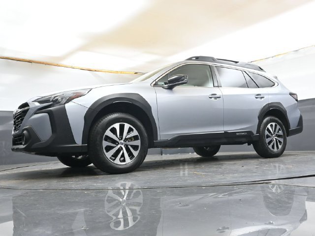 Used 2024 Subaru Outback Premium AWD/4WD image 30