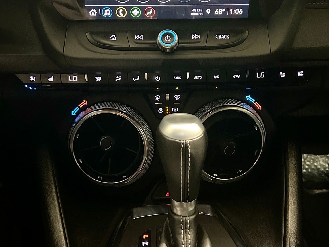 Used 2023 Chevrolet Camaro LT w/ Technology Package RWD image 11