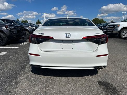 Used 2023 Honda Civic Sport image 8