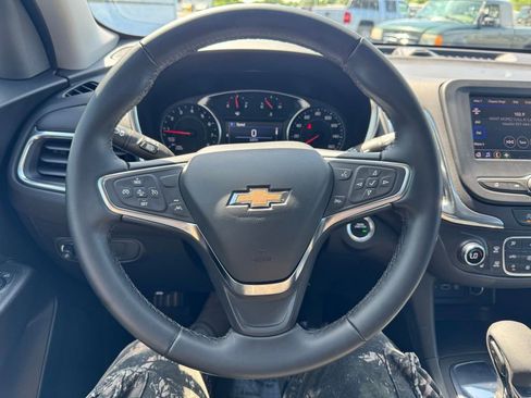 Used 2024 Chevrolet Equinox LT w/ LPO, Floor Liner Package FWD image 13