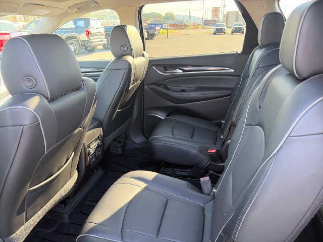Used 2019 Buick Enclave Avenir w/ Avenir Technology Package AWD/4WD image 14