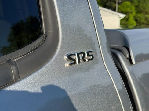 Used 2005 Toyota Tundra SR5 AWD/4WD image 33
