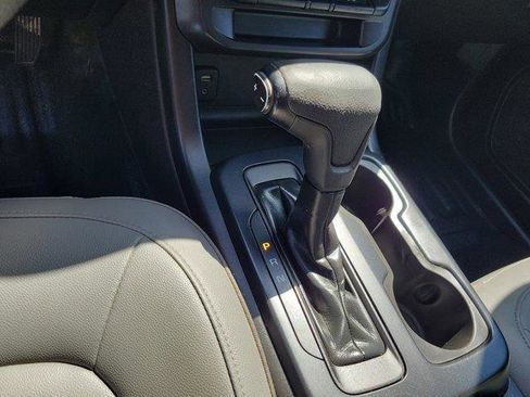 Used 2017 Chevrolet Colorado W/T w/ WT Convenience Package RWD image 25