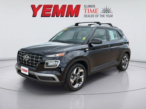 Used 2024 Hyundai Venue SEL FWD image 5
