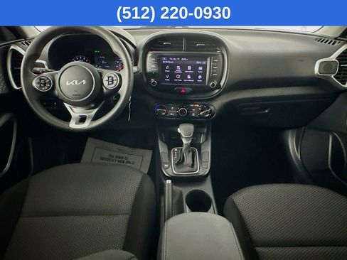 Used 2022 Kia Soul LX image 24