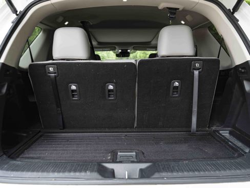 Used 2025 Honda Pilot Elite image 45