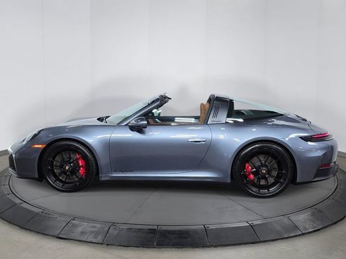 Certified 2026 Porsche 911 Targa 4 GTS AWD/4WD image 2